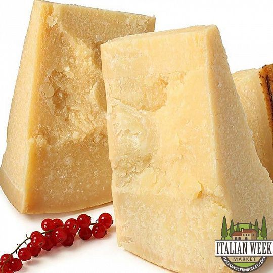 Сыр твердый коровий Сан Марино (Грана Падано 14 мес) Ауриккьо